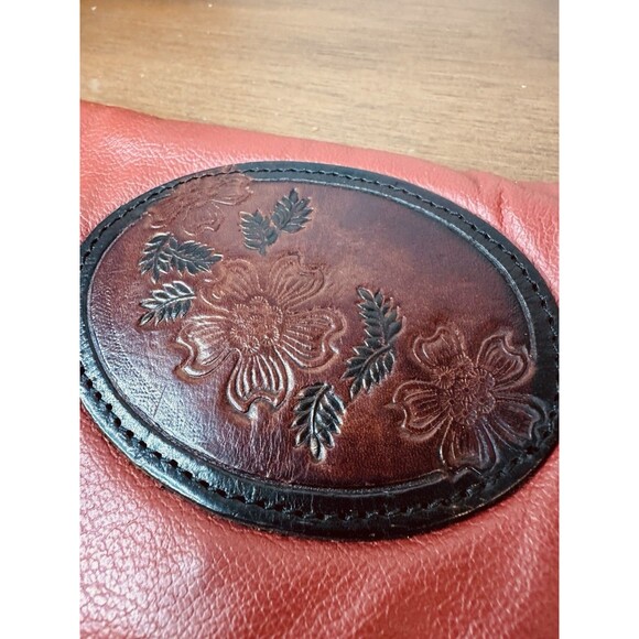 Red Clutch Organizer Wallet Tooled Leather Floral Medallion Ace USA EC - Picture 2 of 8
